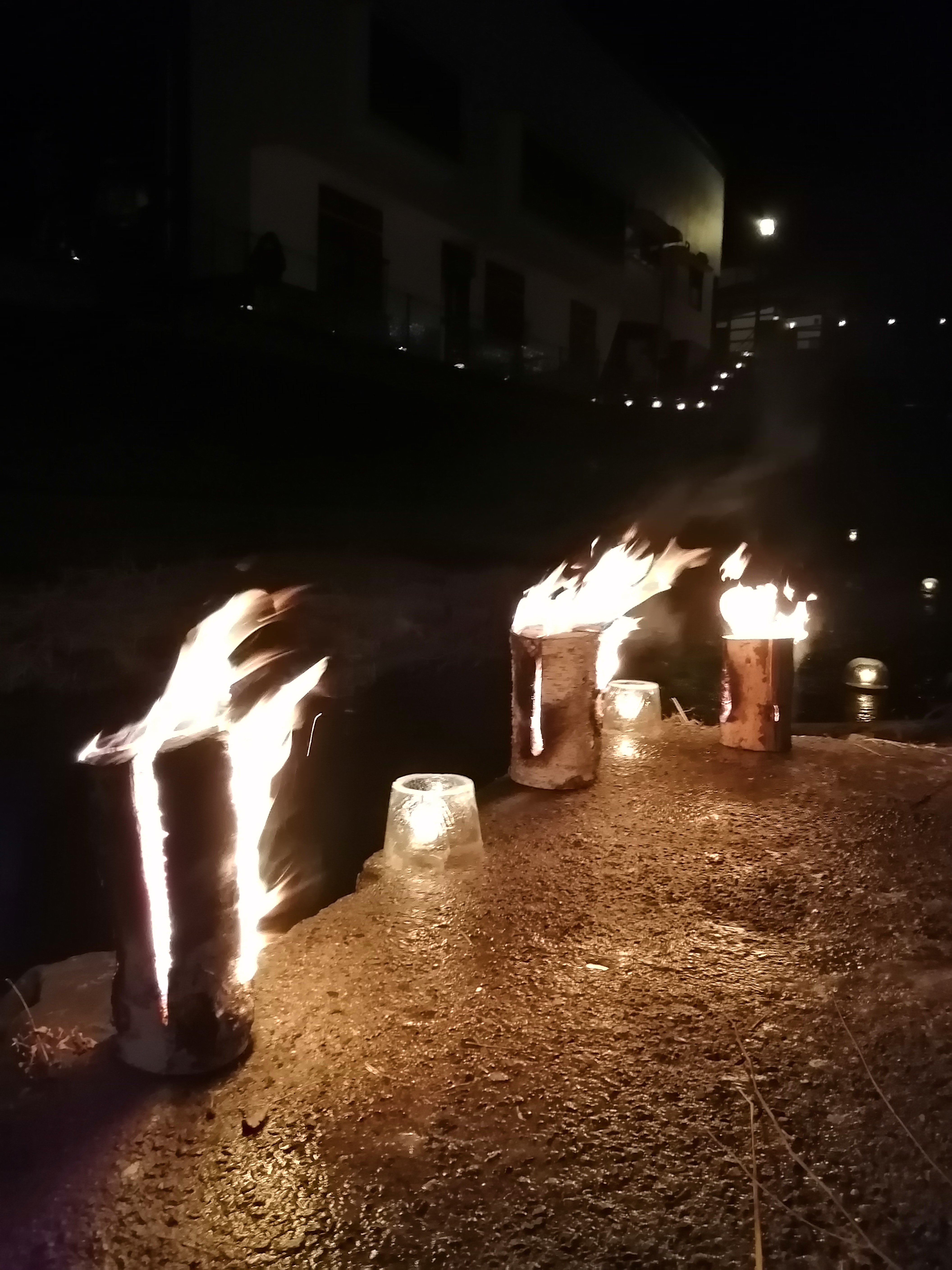 �X�E�F�[�f���g�[�`