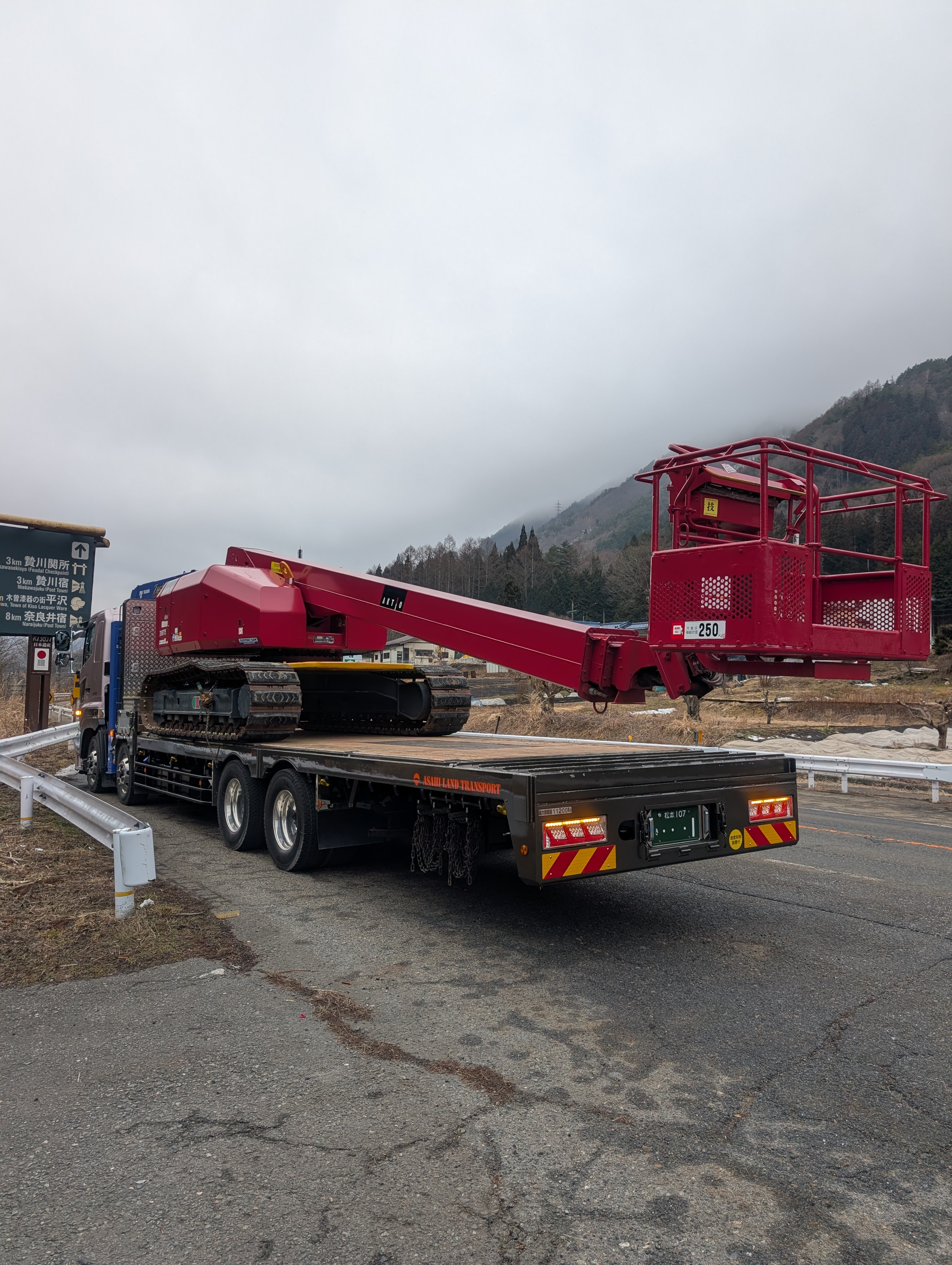 �N���[���[������Ǝ�