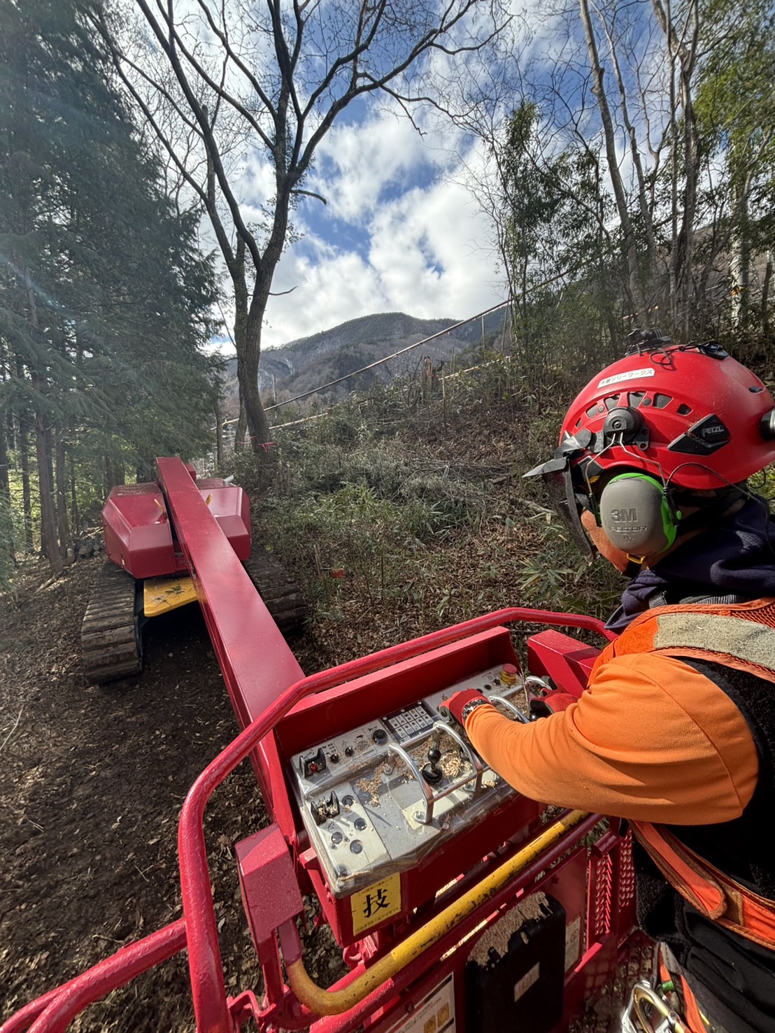 �N���[���[������Ǝ�2